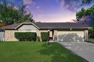 8407 Rivercross Road, Houston, TX 77064