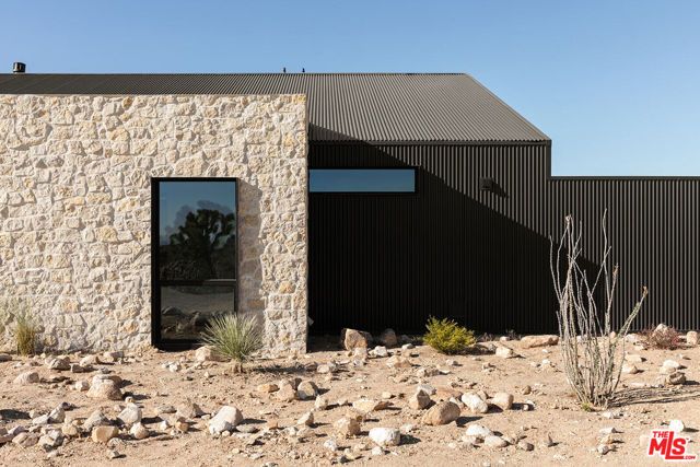 5047 Brisbane Avenue, Yucca Valley, CA 92284