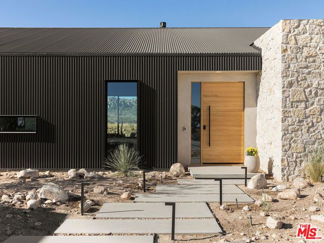 5047 Brisbane Avenue, Yucca Valley, CA 92284