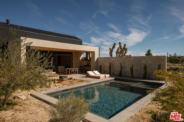 5047 Brisbane Avenue, Yucca Valley, CA 92284