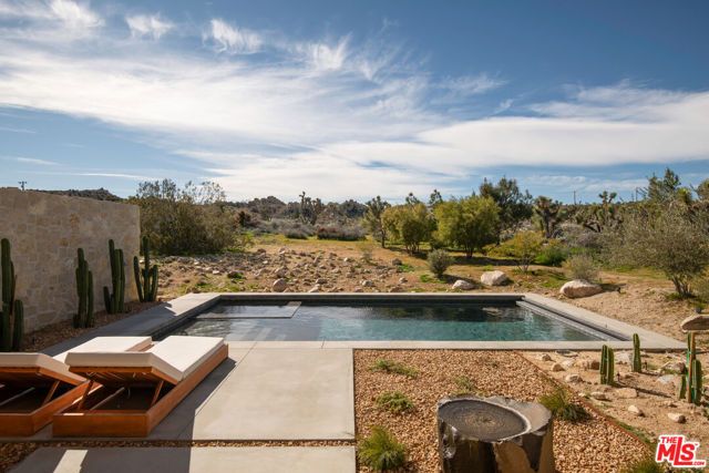 5047 Brisbane Avenue, Yucca Valley, CA 92284