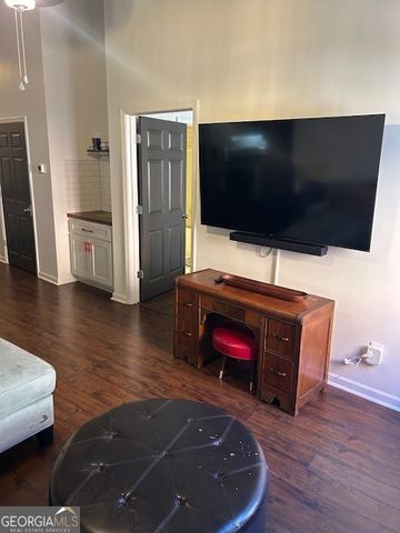 269 N Hull Street APT 202, Athens, GA 30601