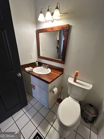 269 N Hull Street APT 202, Athens, GA 30601