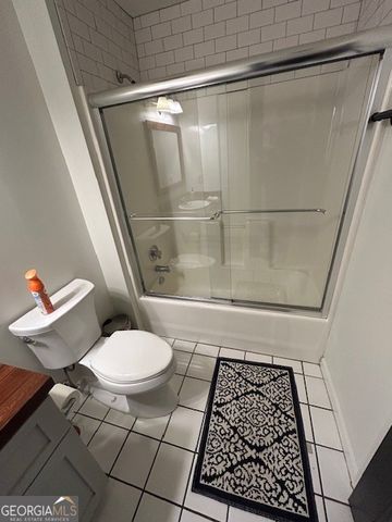 269 N Hull Street APT 202, Athens, GA 30601