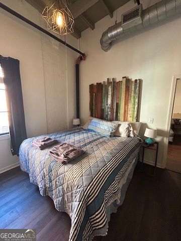 269 N Hull Street APT 202, Athens, GA 30601