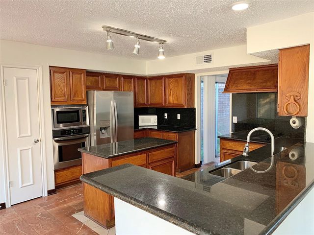 1603 Beaconshire Road, Houston, TX 77077