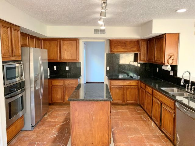 1603 Beaconshire Road, Houston, TX 77077