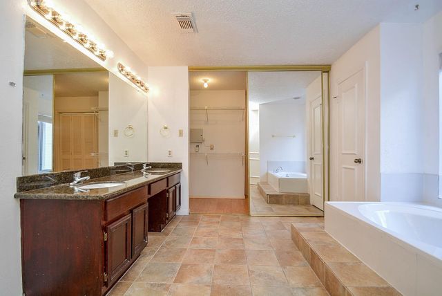 1603 Beaconshire Road, Houston, TX 77077