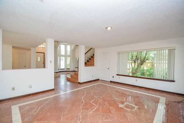 1603 Beaconshire Road, Houston, TX 77077