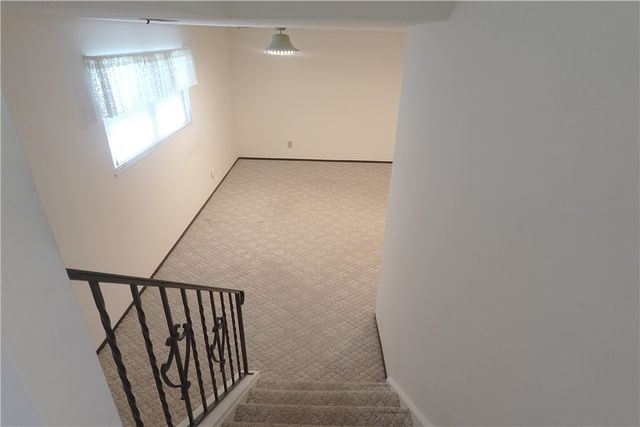 416 Rising Hill Drive, Fairborn, OH 45324