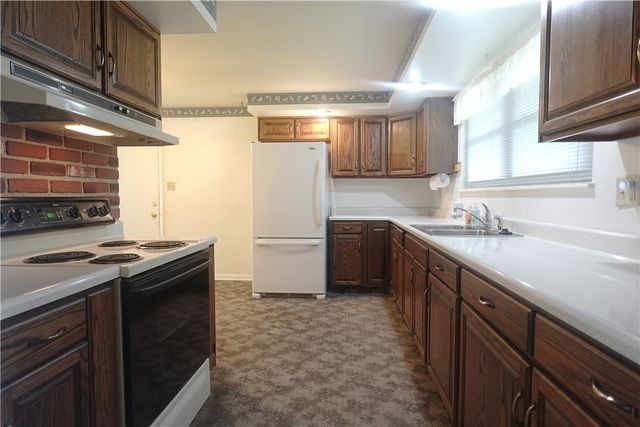 416 Rising Hill Drive, Fairborn, OH 45324