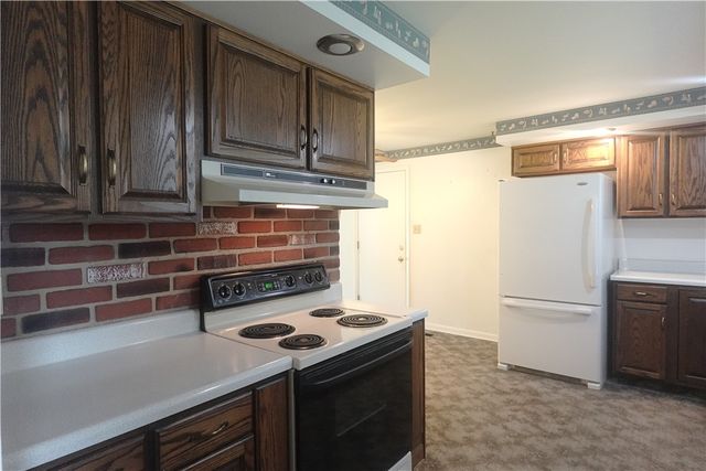 416 Rising Hill Drive, Fairborn, OH 45324