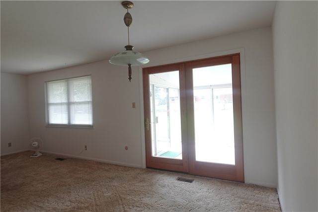 416 Rising Hill Drive, Fairborn, OH 45324