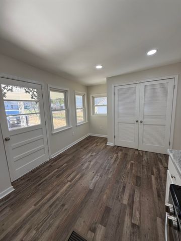 126 ROLLING OAKS DR, Somerville, TN 38068