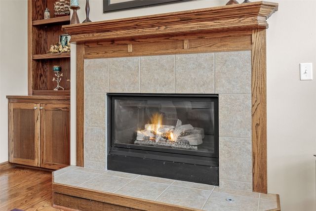 6020 Flagstone Drive NE, Cedar Rapids, IA 52402