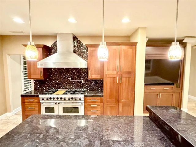 22661 Teakwood, Mission Viejo, CA 92692