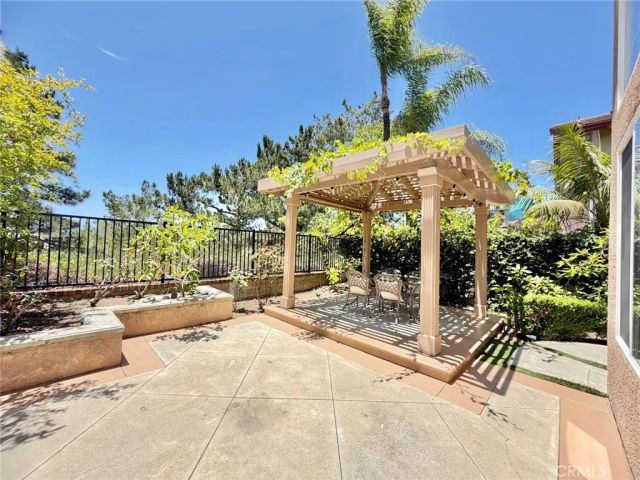 22661 Teakwood, Mission Viejo, CA 92692