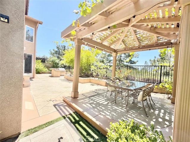 22661 Teakwood, Mission Viejo, CA 92692