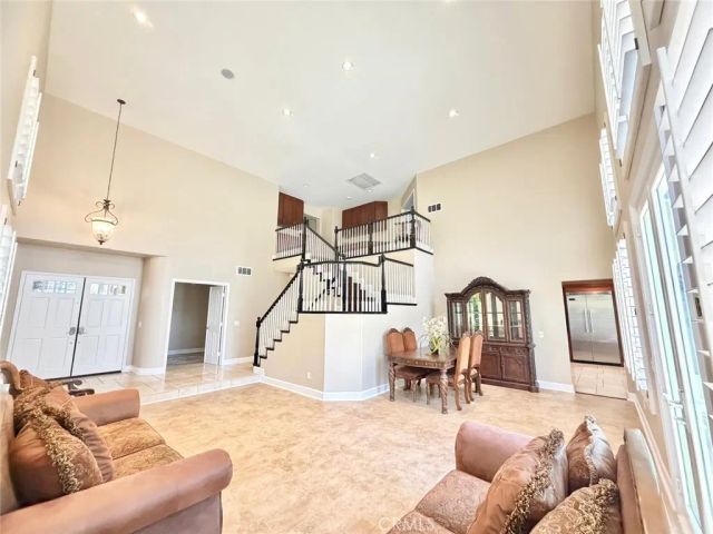 22661 Teakwood, Mission Viejo, CA 92692