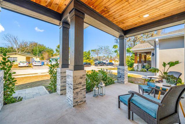 2150 43RD TERRACE N, St Petersburg, FL 33714