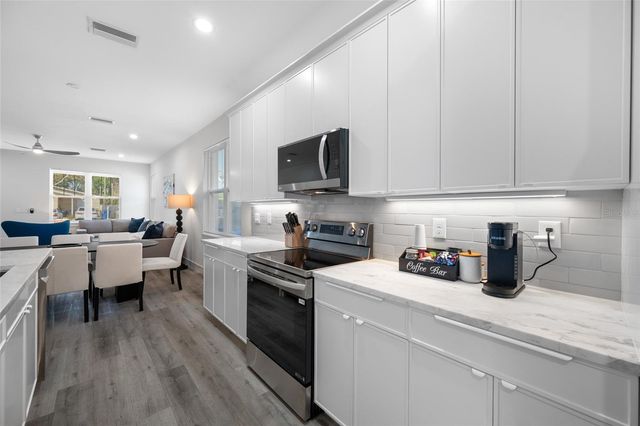 2150 43RD TERRACE N, St Petersburg, FL 33714