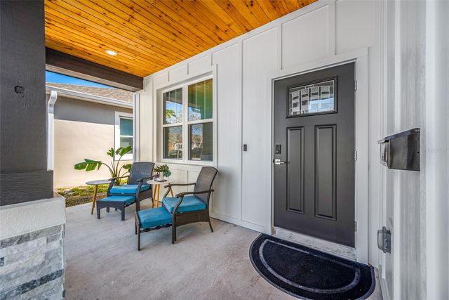 2150 43RD TERRACE N, St Petersburg, FL 33714