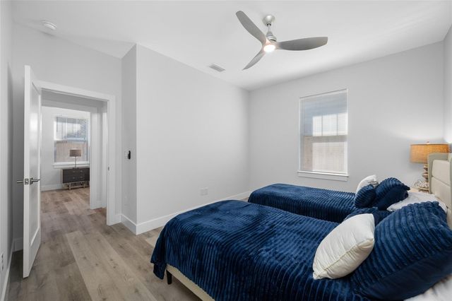 2150 43RD TERRACE N, St Petersburg, FL 33714