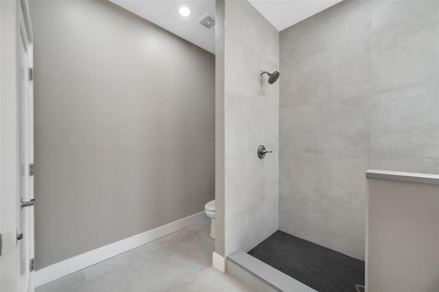 2150 43RD TERRACE N, St Petersburg, FL 33714