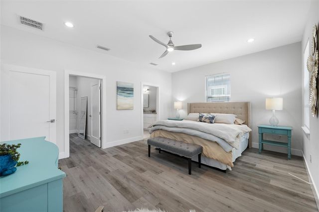 2150 43RD TERRACE N, St Petersburg, FL 33714