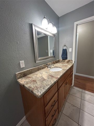 1608 Fisher Street, Goldthwaite, TX 76844