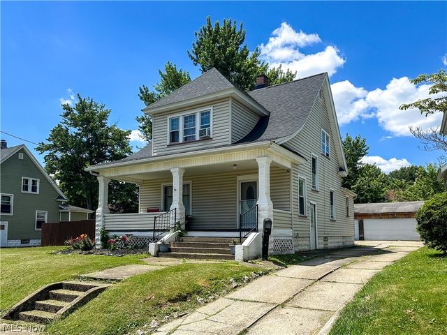 554 Stanton Avenue, Niles, OH 44446