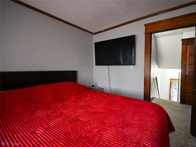 554 Stanton Avenue, Niles, OH 44446