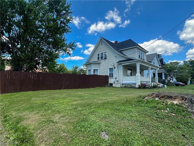 554 Stanton Avenue, Niles, OH 44446
