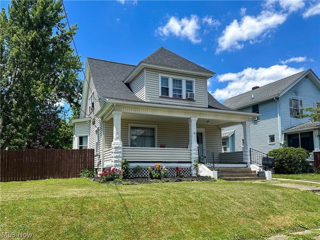 554 Stanton Avenue, Niles, OH 44446