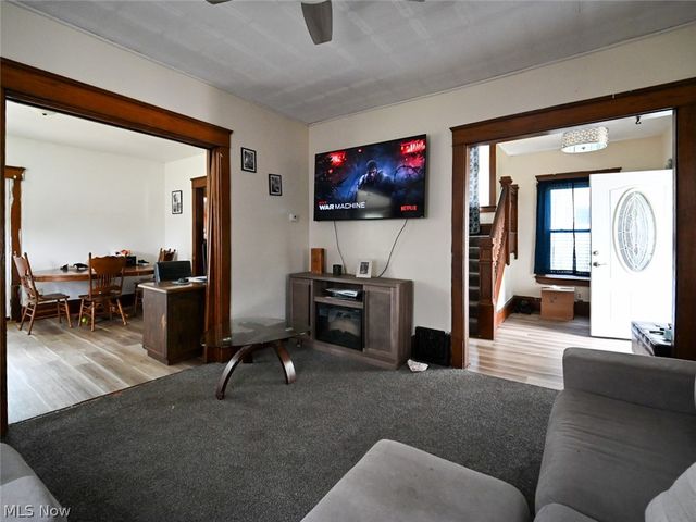 554 Stanton Avenue, Niles, OH 44446