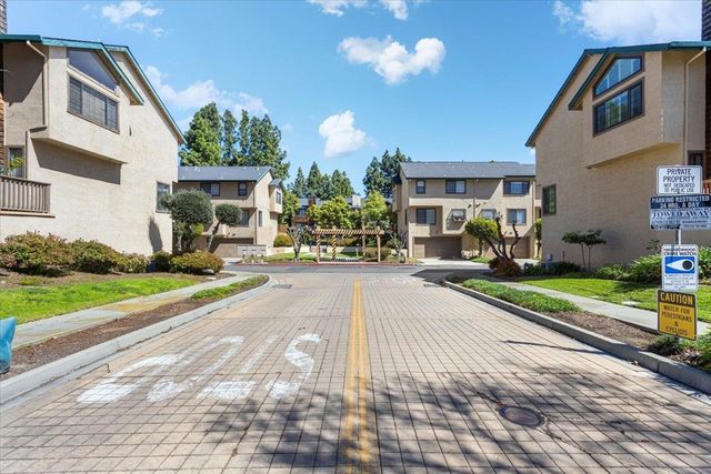 43163 Grimmer Ter, Fremont, CA 94538