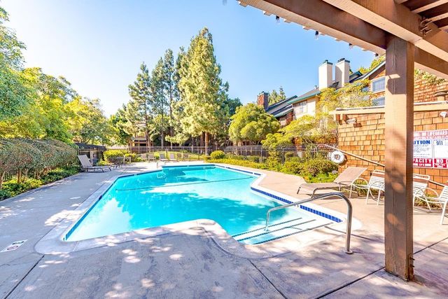 43163 Grimmer Ter, Fremont, CA 94538