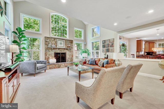2961 WILSON AVE, Oakton, VA 22124