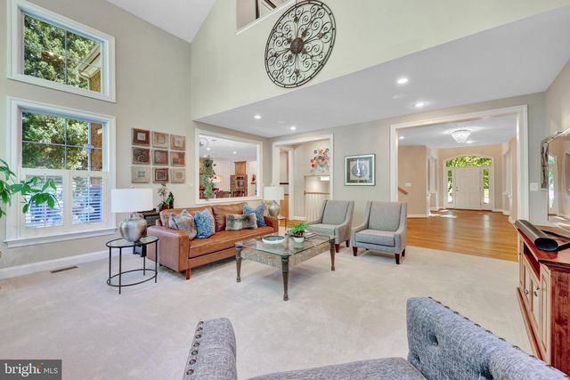 2961 WILSON AVE, Oakton, VA 22124