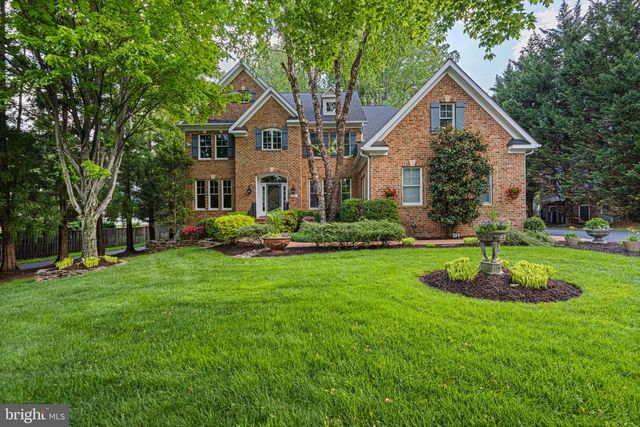 2961 WILSON AVE, Oakton, VA 22124