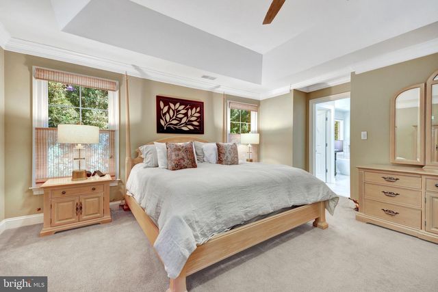 2961 WILSON AVE, Oakton, VA 22124