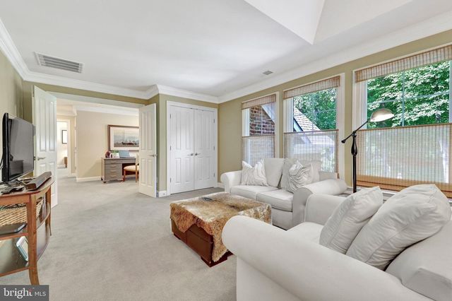 2961 WILSON AVE, Oakton, VA 22124