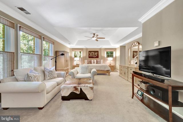 2961 WILSON AVE, Oakton, VA 22124