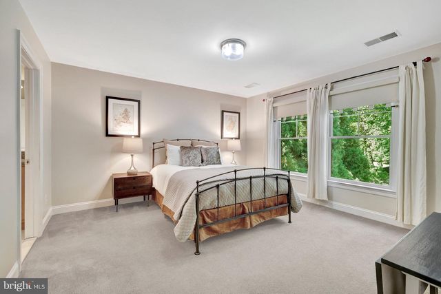 2961 WILSON AVE, Oakton, VA 22124