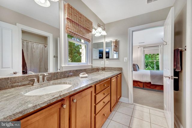 2961 WILSON AVE, Oakton, VA 22124