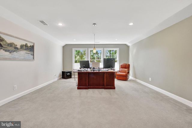 2961 WILSON AVE, Oakton, VA 22124