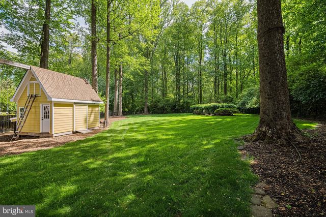 2961 WILSON AVE, Oakton, VA 22124