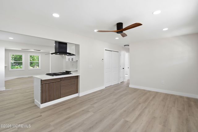 504 Kadlubeck Way, Little Egg Harbor, NJ 08087