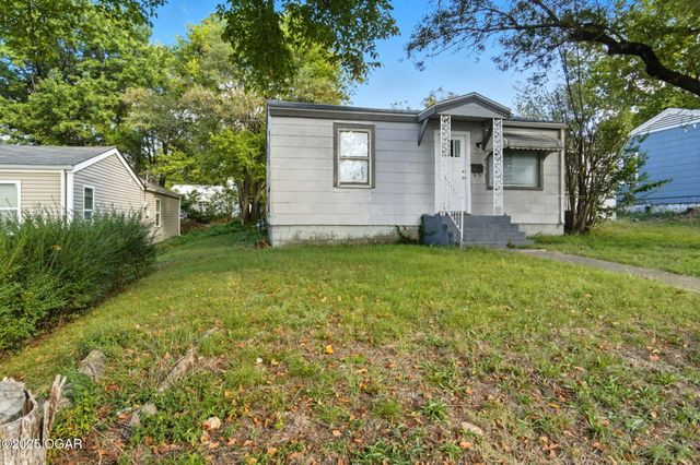411 S Saint Charles Avenue, Joplin, MO 64801