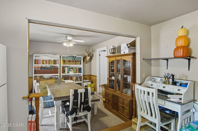 411 S Saint Charles Avenue, Joplin, MO 64801